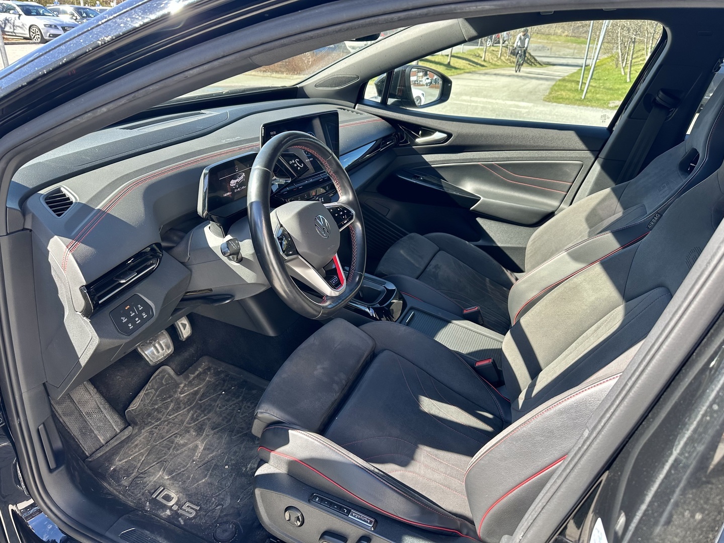 VOLKSWAGEN ID.5 2023