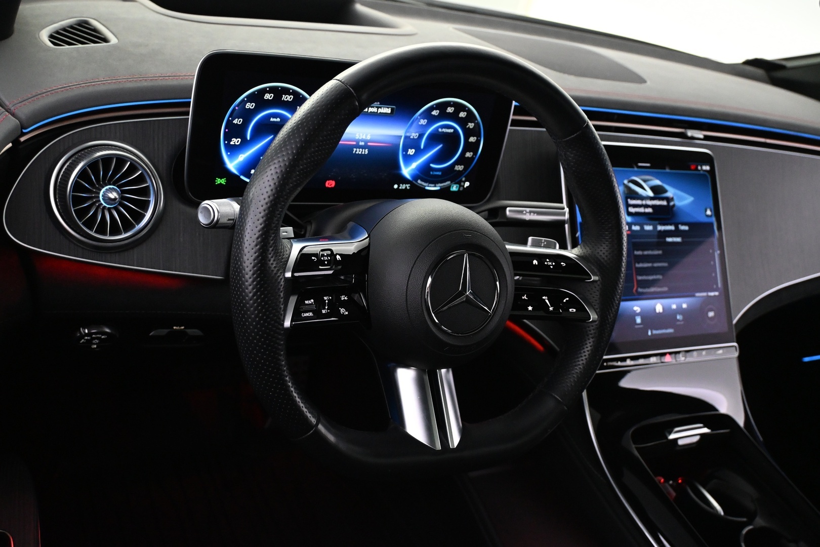 MERCEDES-BENZ EQS 2023