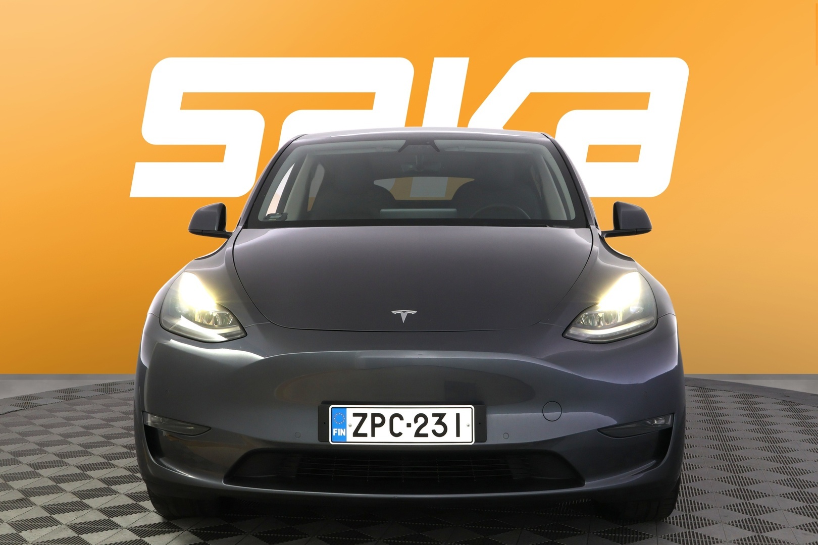 TESLA Model Y 2021