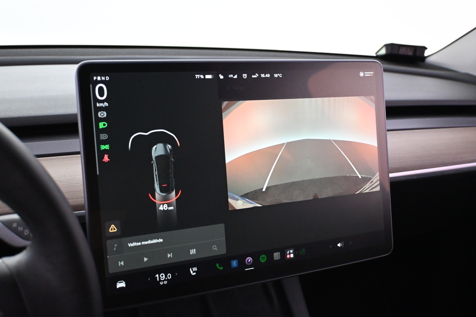 TESLA Model Y 2021