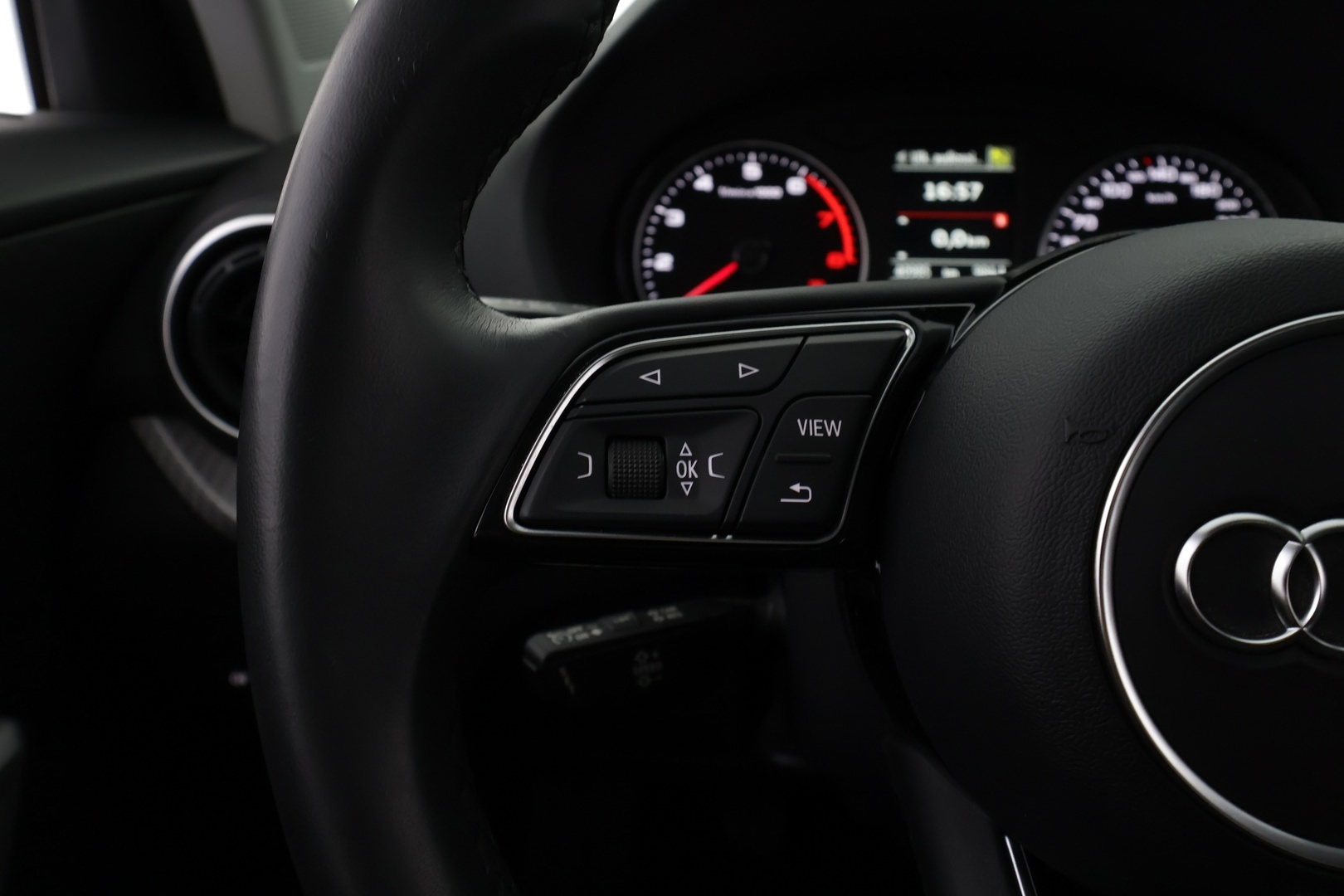 AUDI Q2 2023