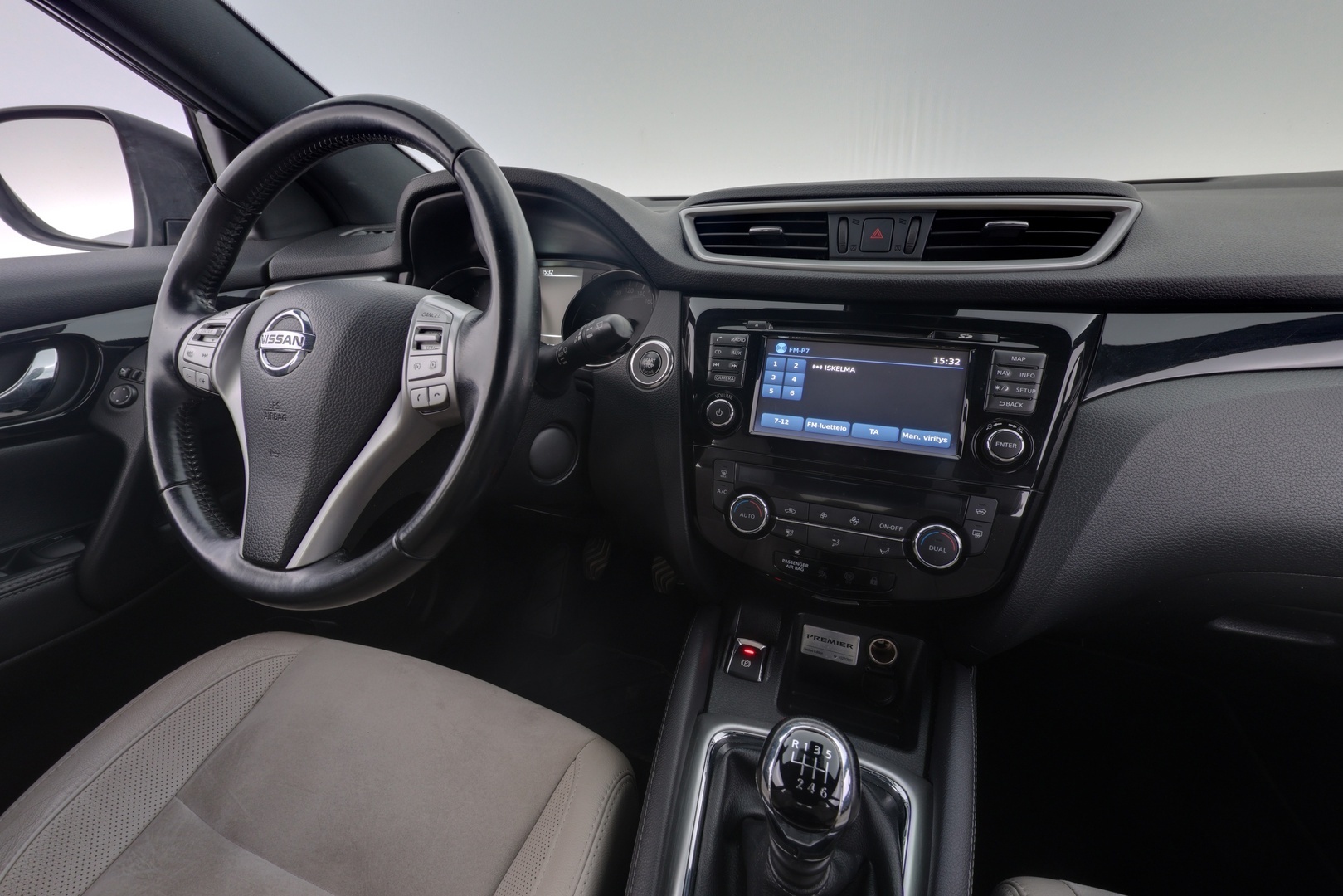 NISSAN Qashqai 2014