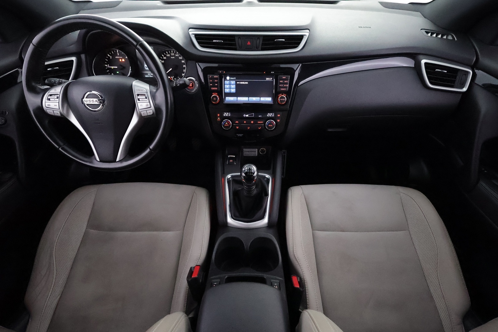 NISSAN Qashqai 2014