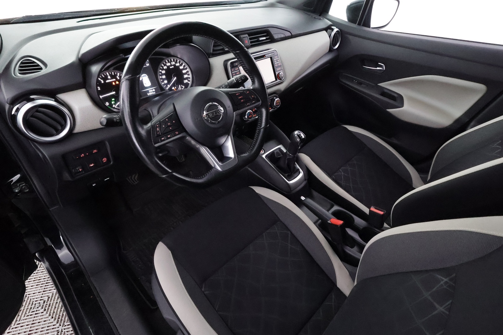 NISSAN Micra 2018