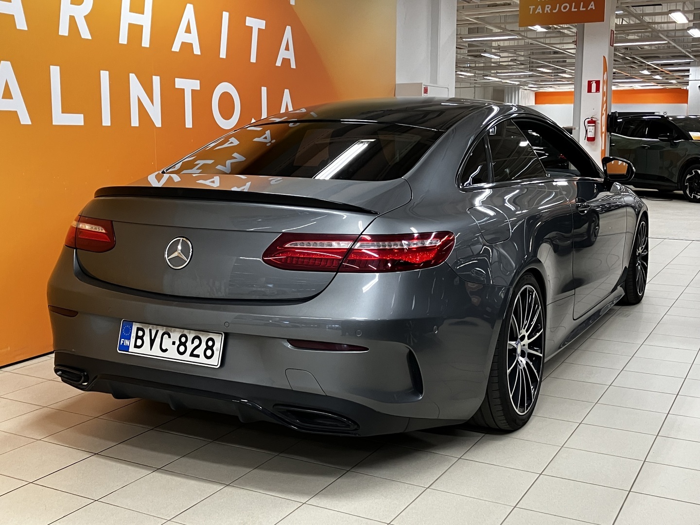 MERCEDES-BENZ E 2017
