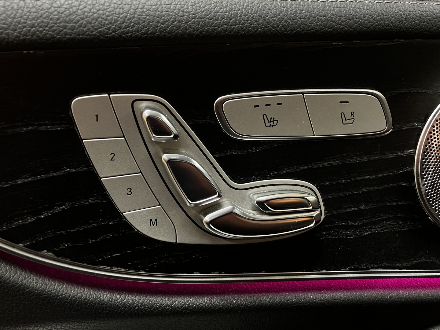 MERCEDES-BENZ E 2017