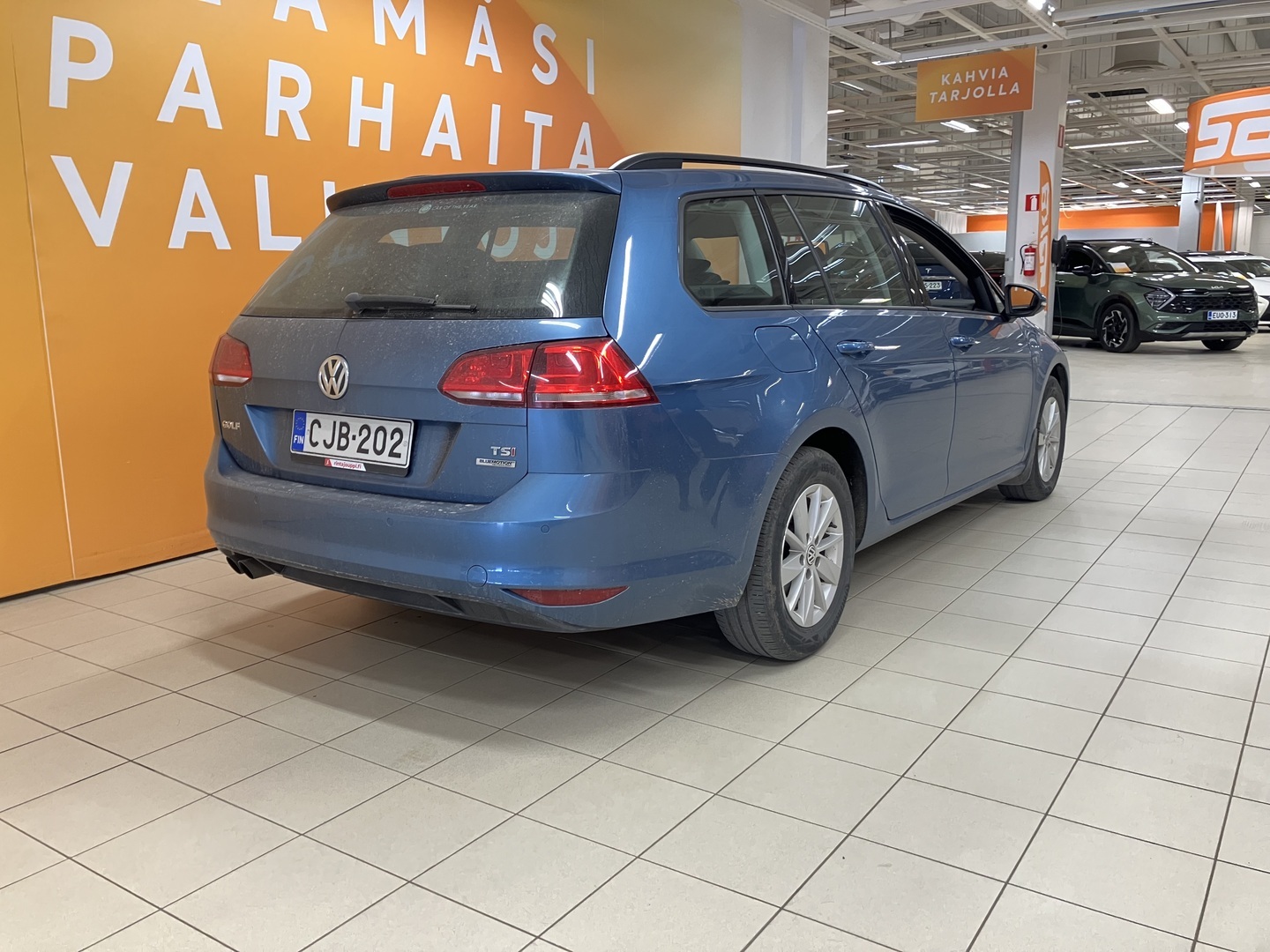 VOLKSWAGEN Golf 2013