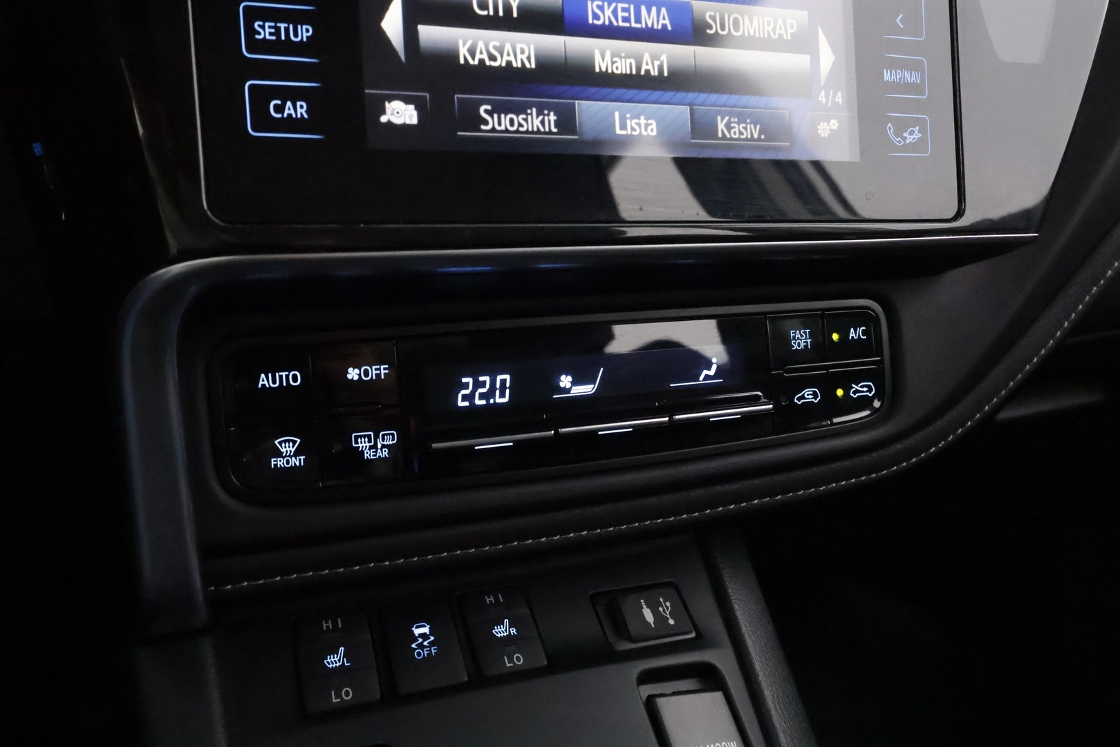 TOYOTA Auris 2017