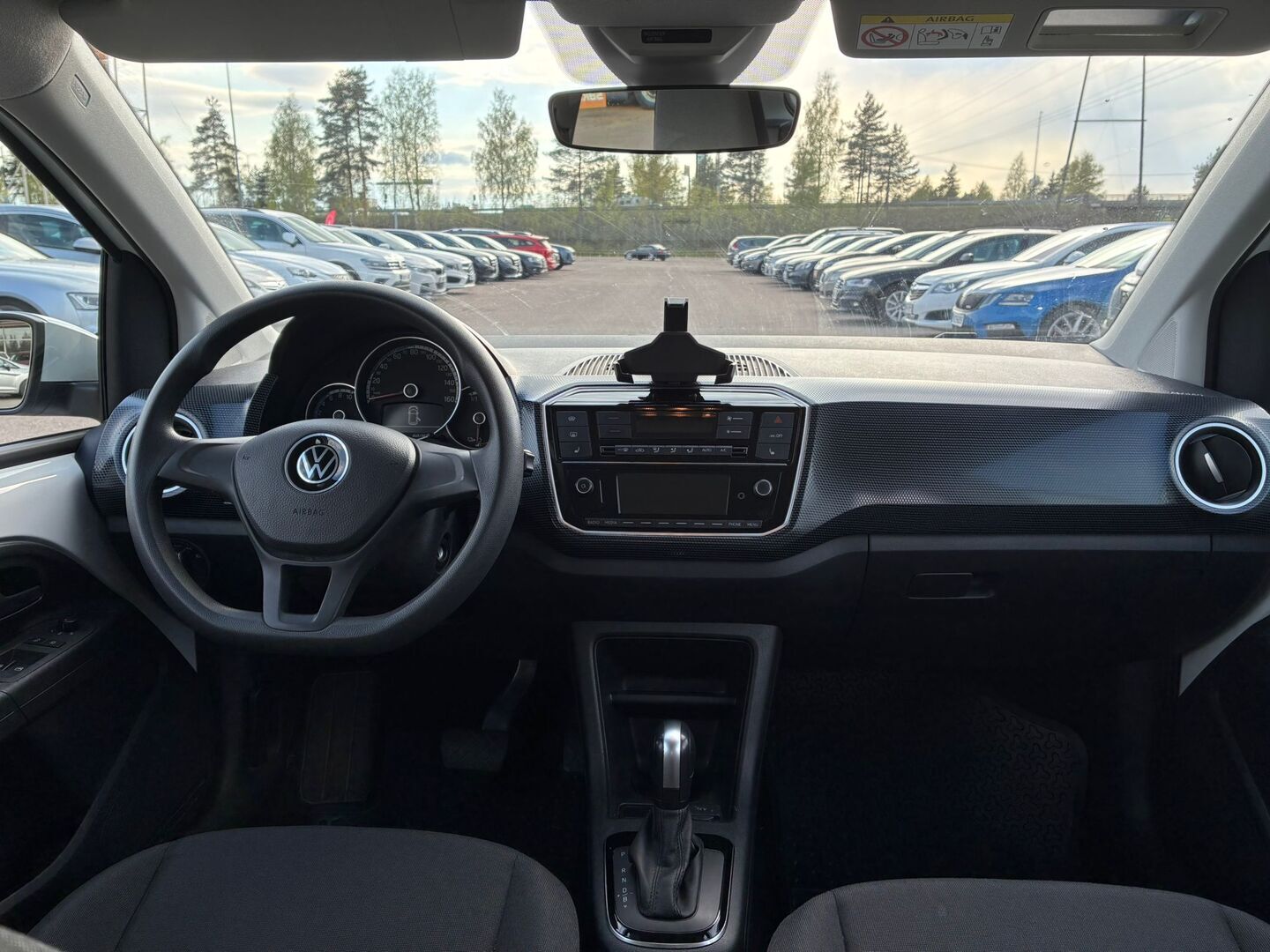 VOLKSWAGEN up! 2022
