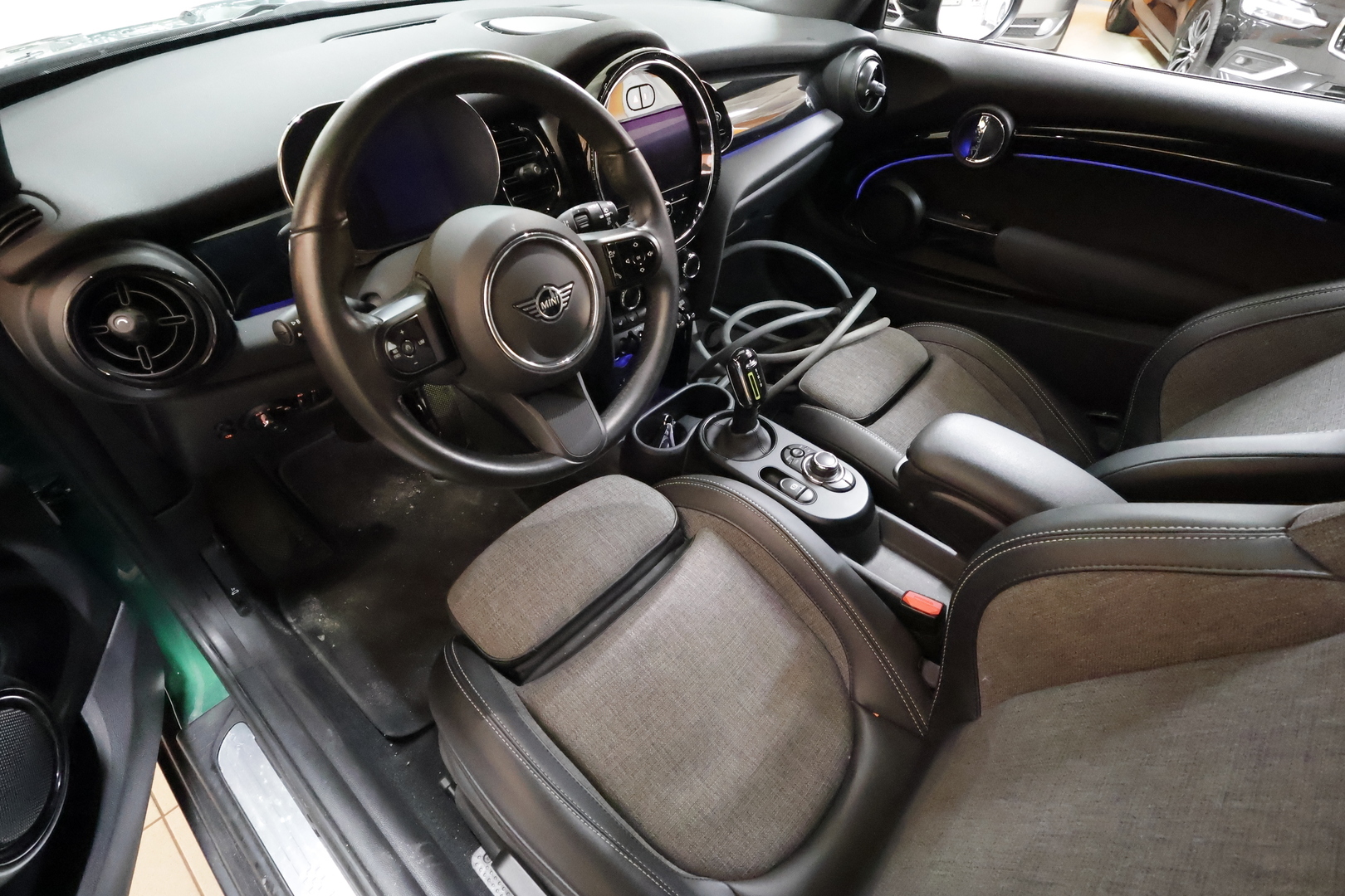 MINI Hatchback 2023
