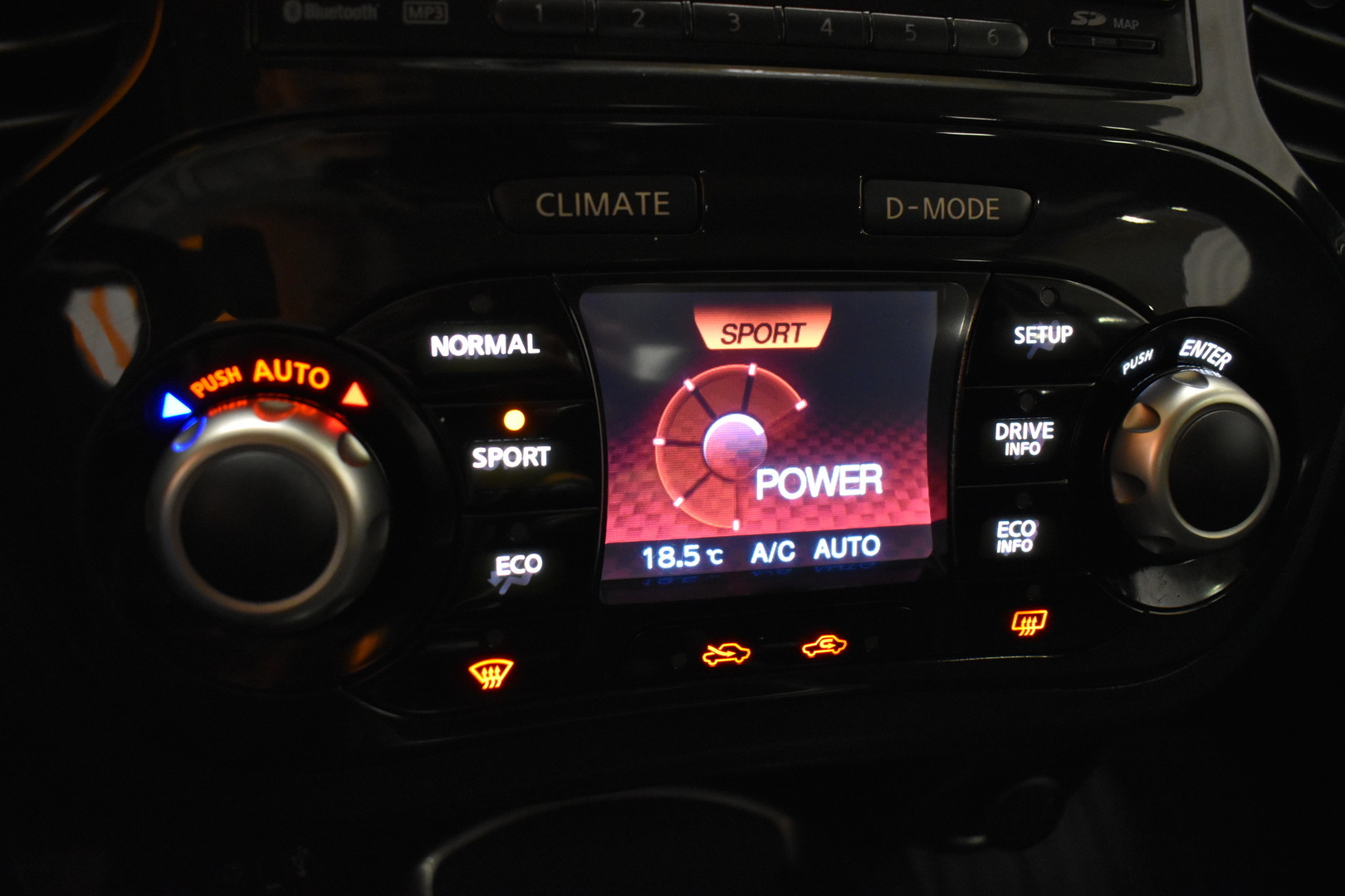 NISSAN Juke 2011