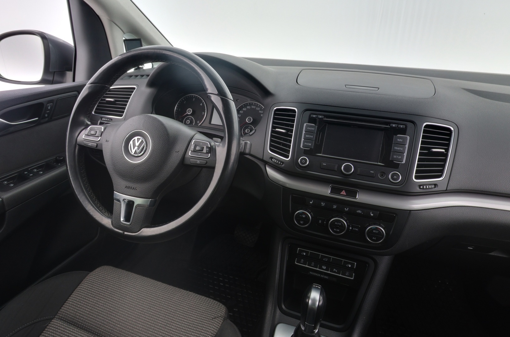 VOLKSWAGEN Sharan 2014