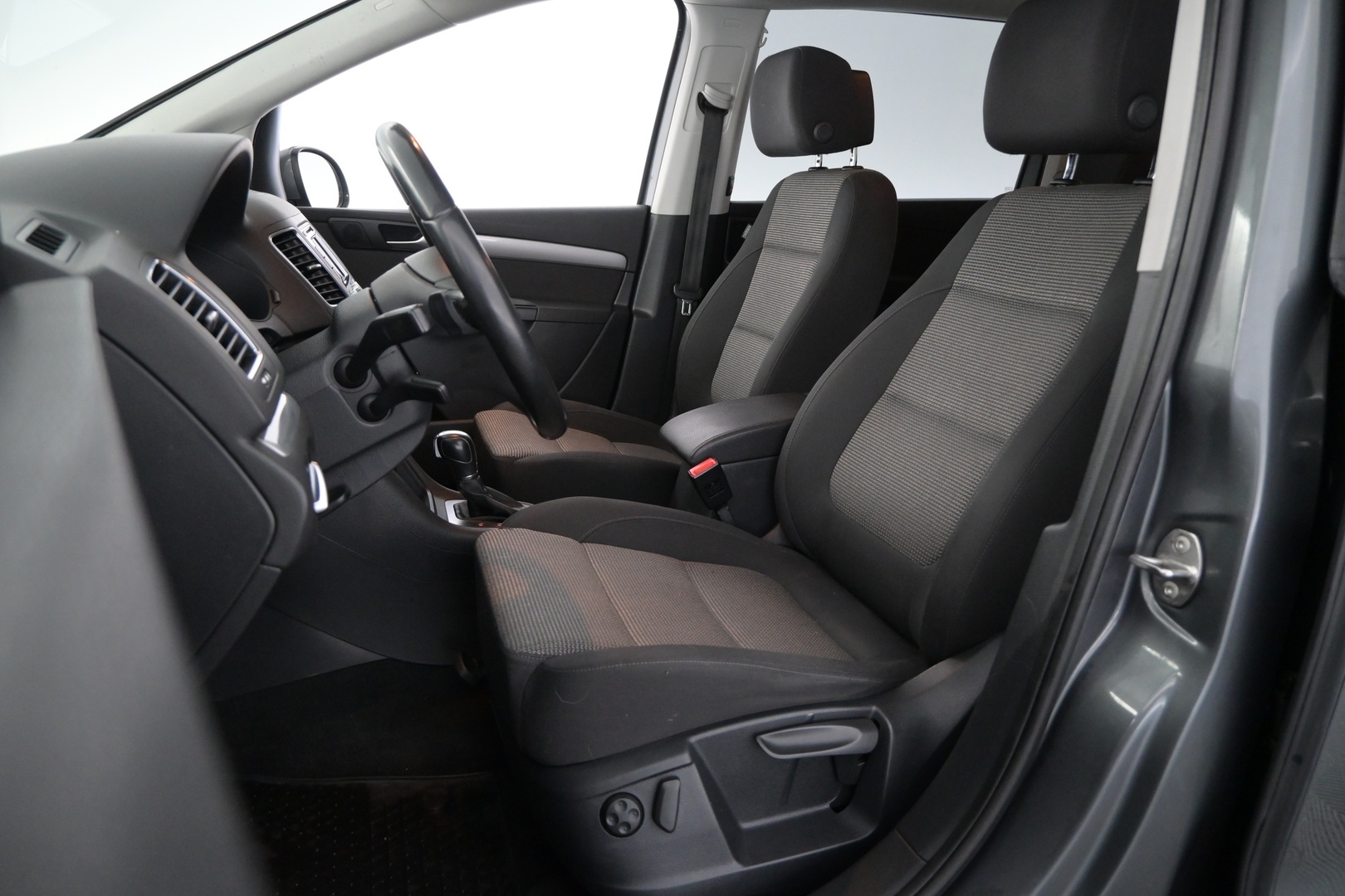 VOLKSWAGEN Sharan 2014