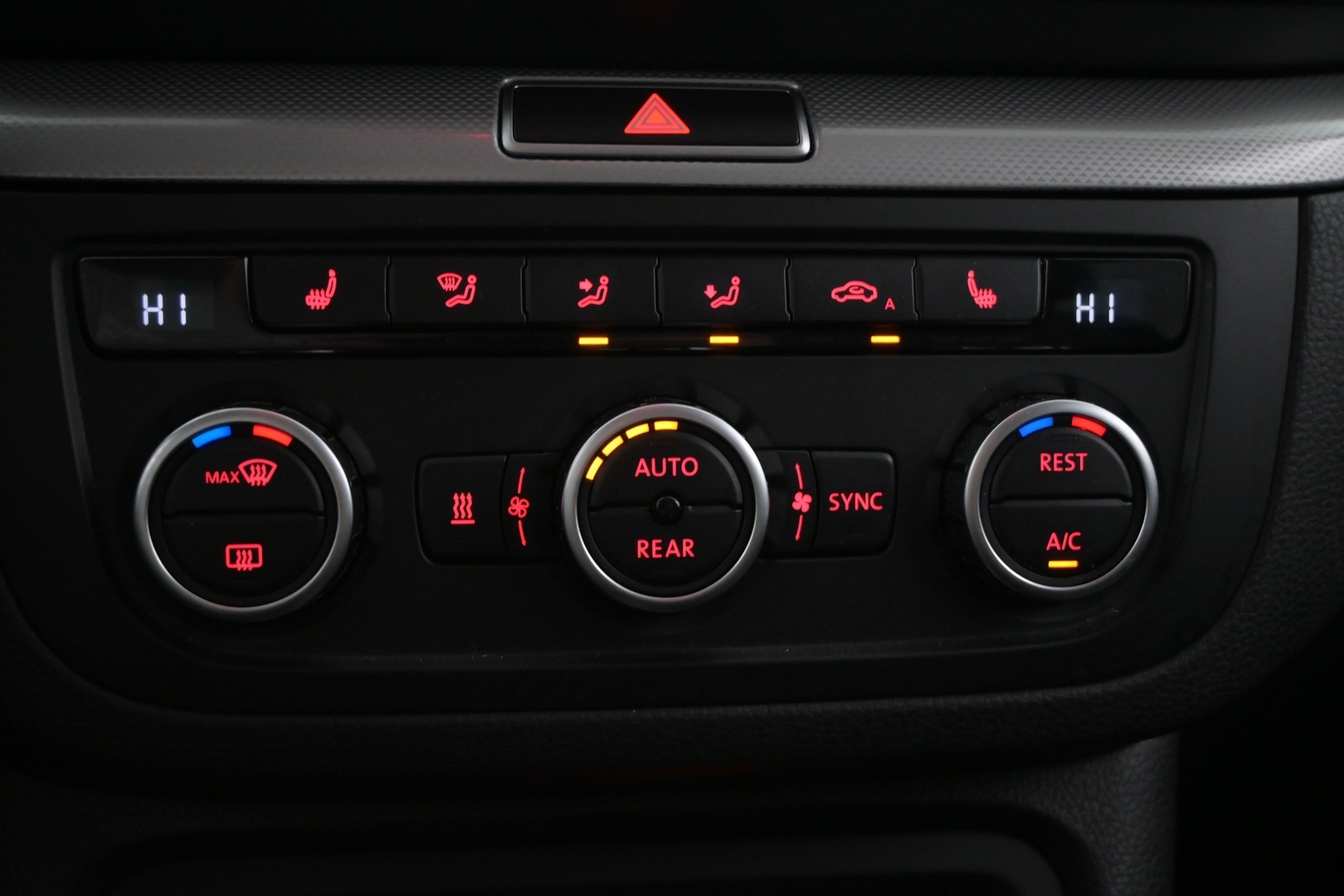 VOLKSWAGEN Sharan 2014