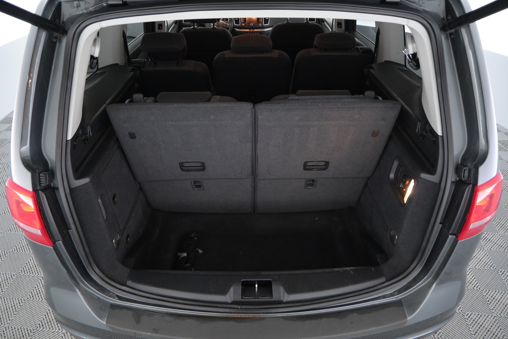 VOLKSWAGEN Sharan 2014