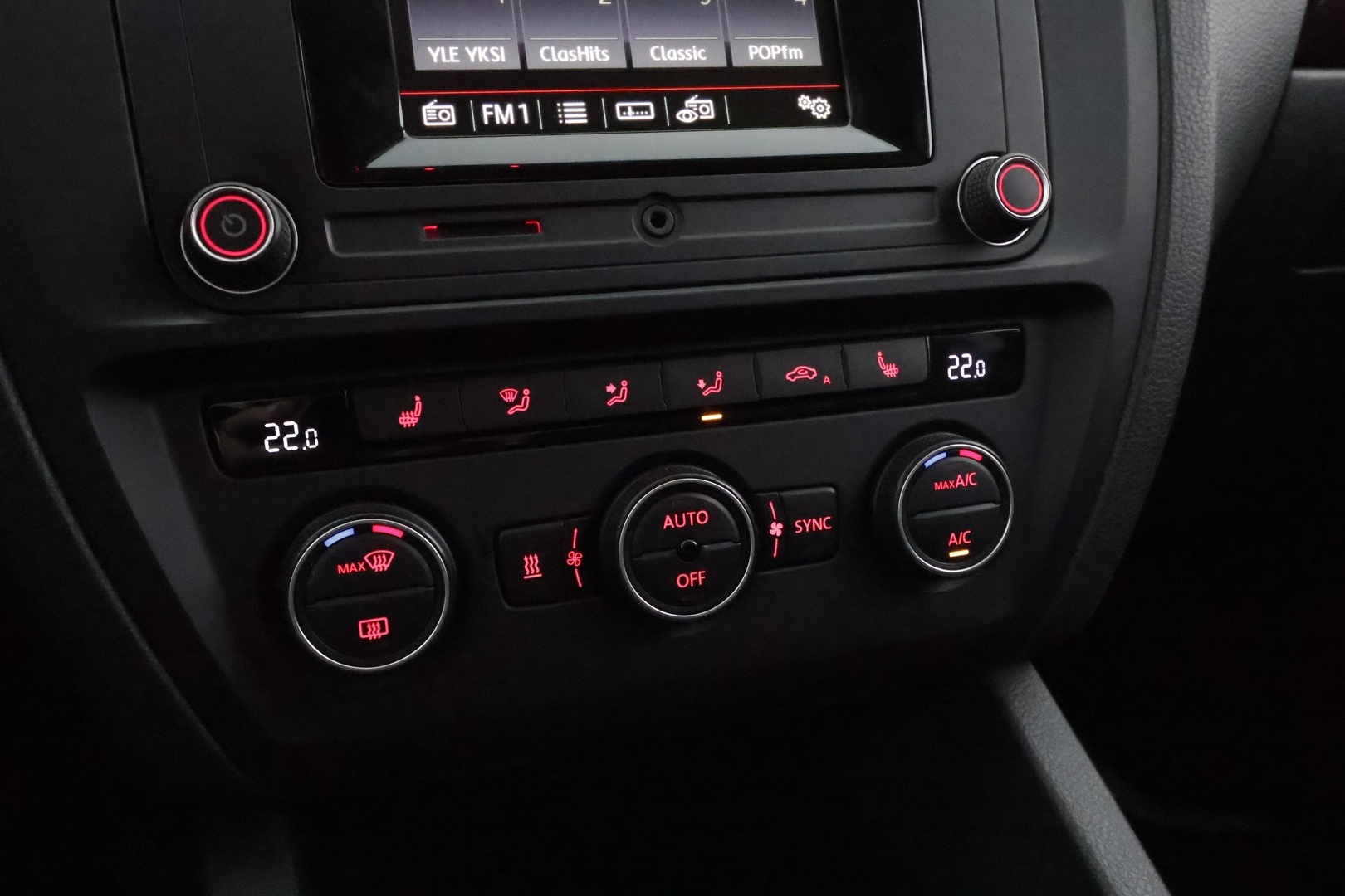 VOLKSWAGEN Jetta 2016