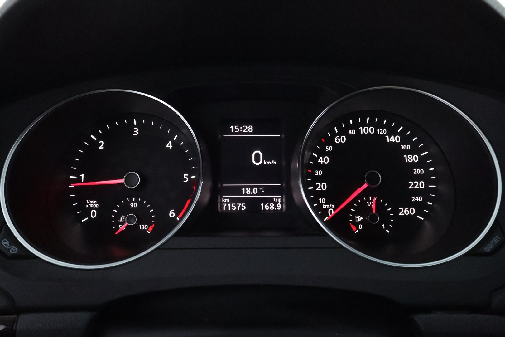 VOLKSWAGEN Jetta 2016