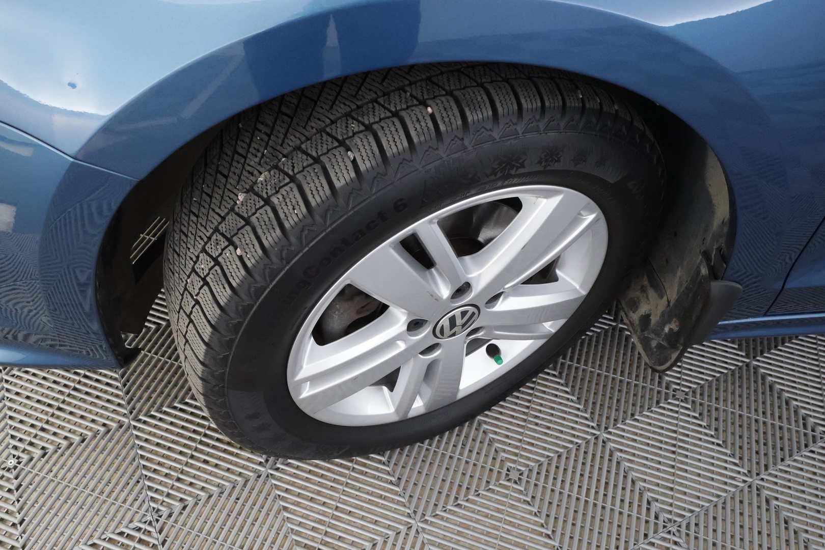 VOLKSWAGEN Jetta 2016