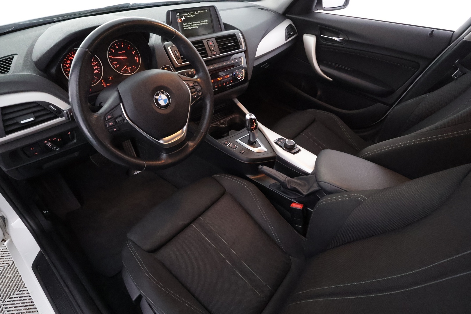 BMW 118 2017