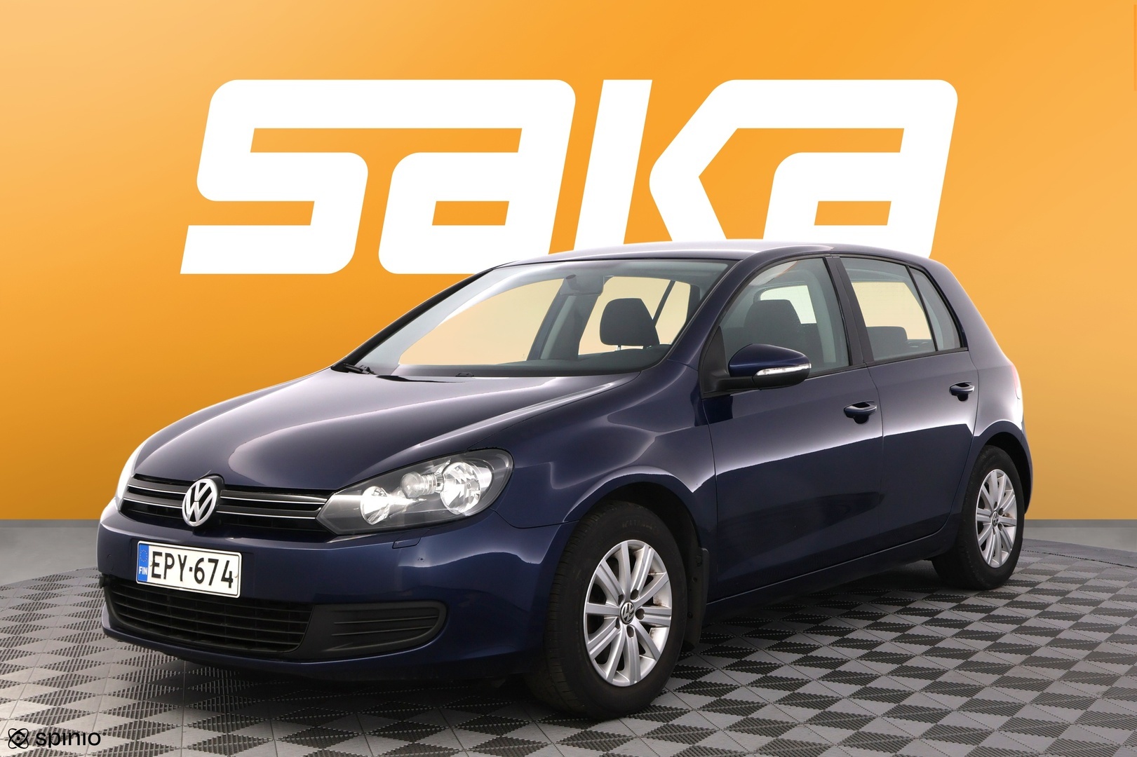 VOLKSWAGEN Golf 2012