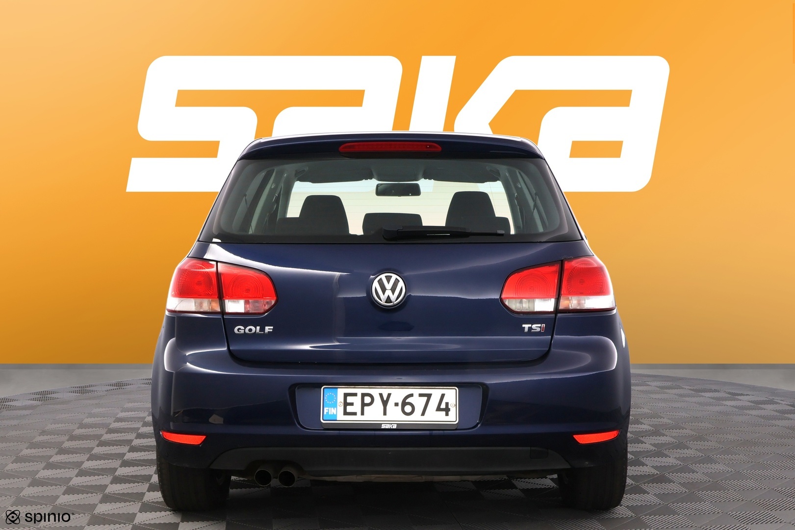 VOLKSWAGEN Golf 2012