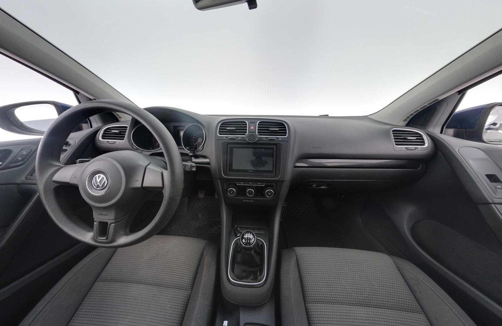 VOLKSWAGEN Golf 2012