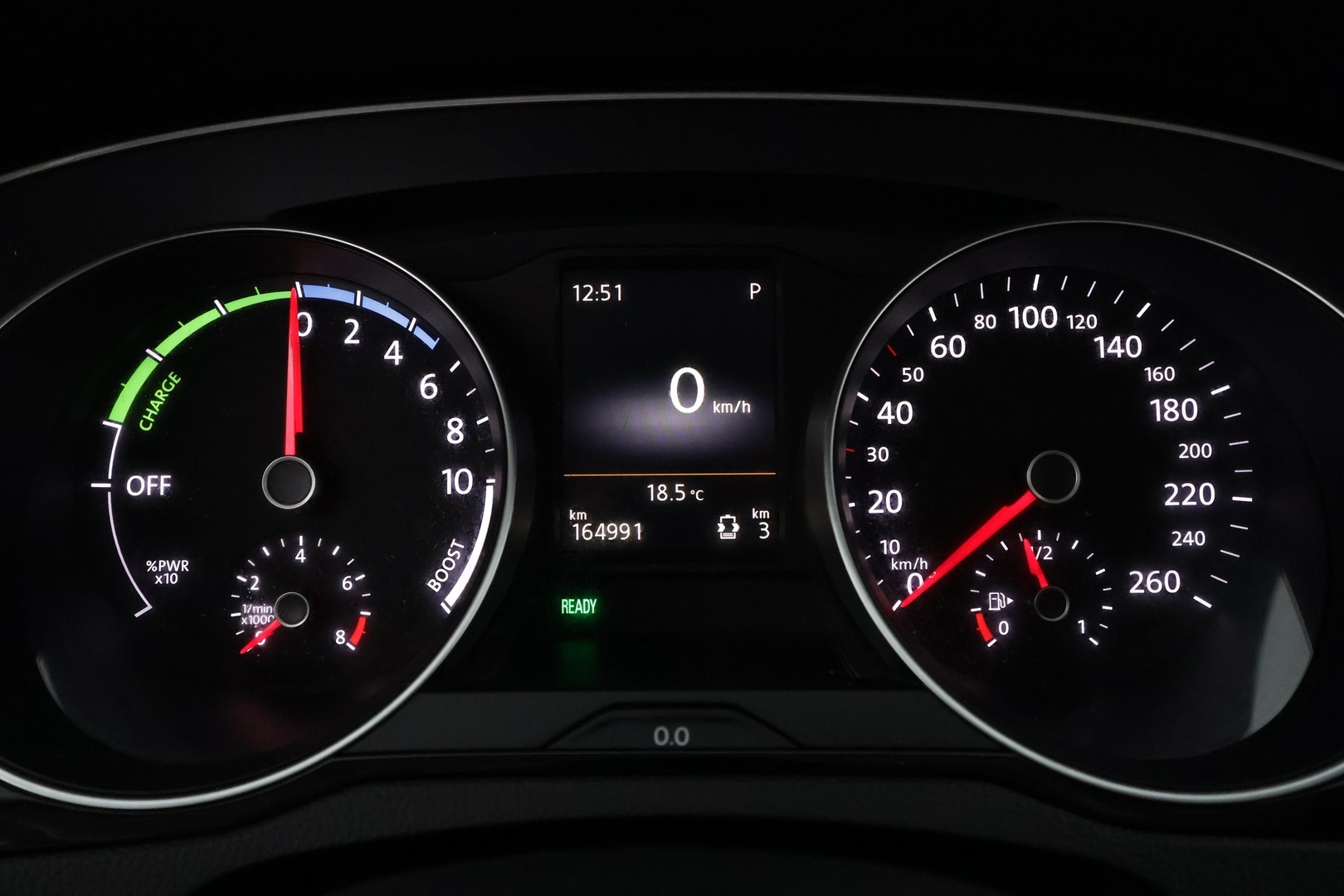 VOLKSWAGEN Passat 2016