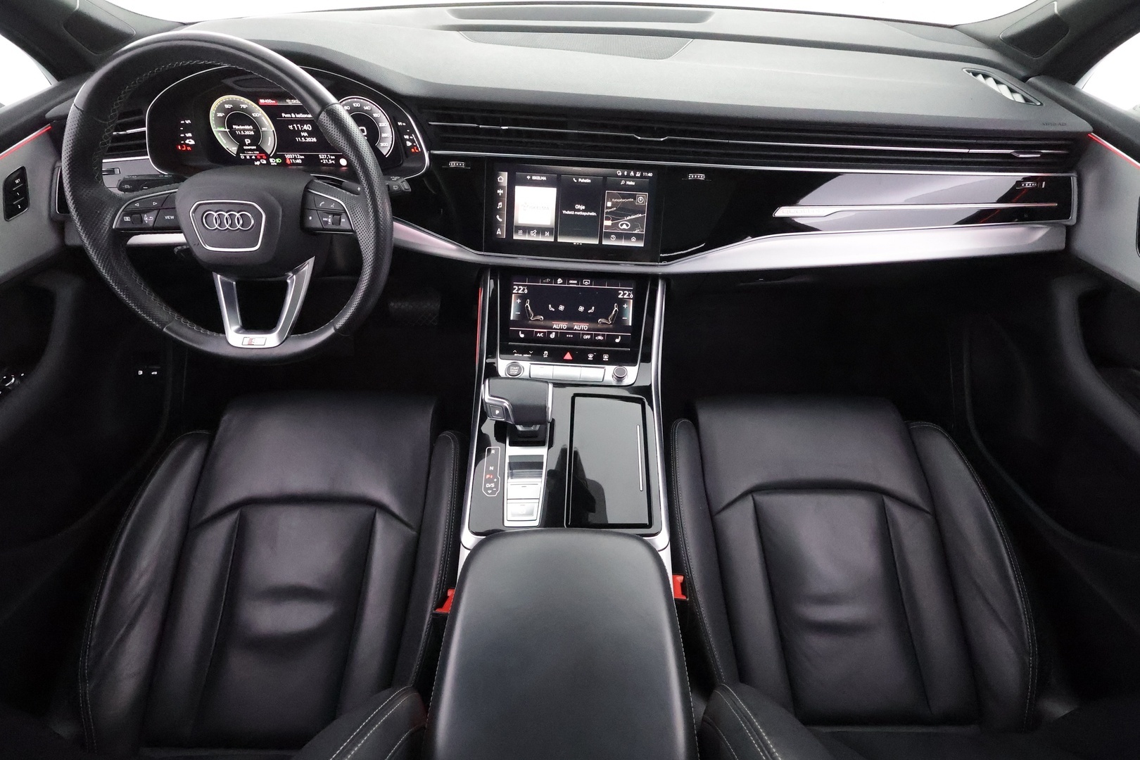 AUDI Q7 2021