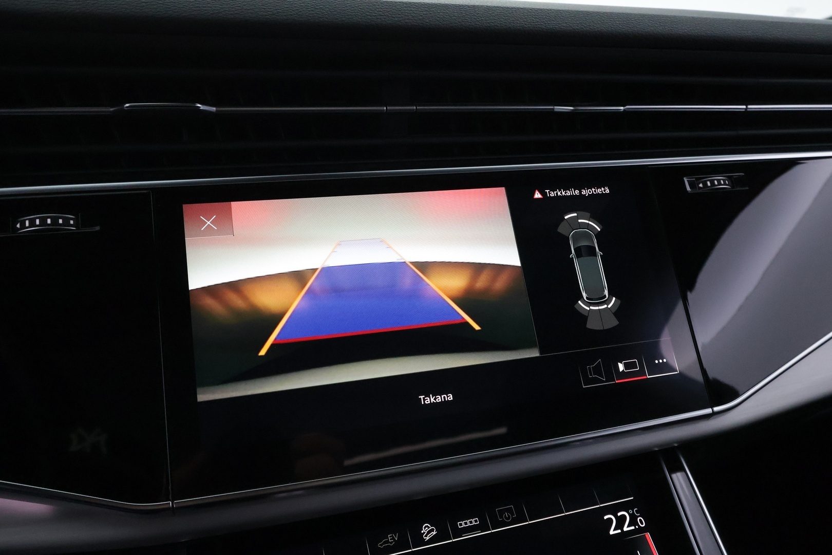 AUDI Q7 2021