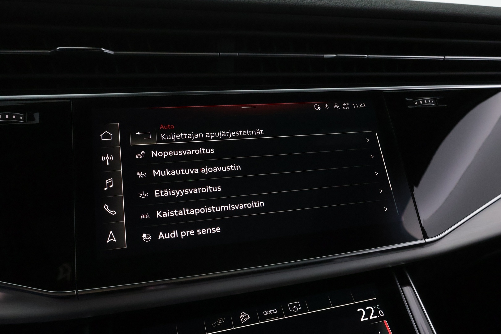 AUDI Q7 2021