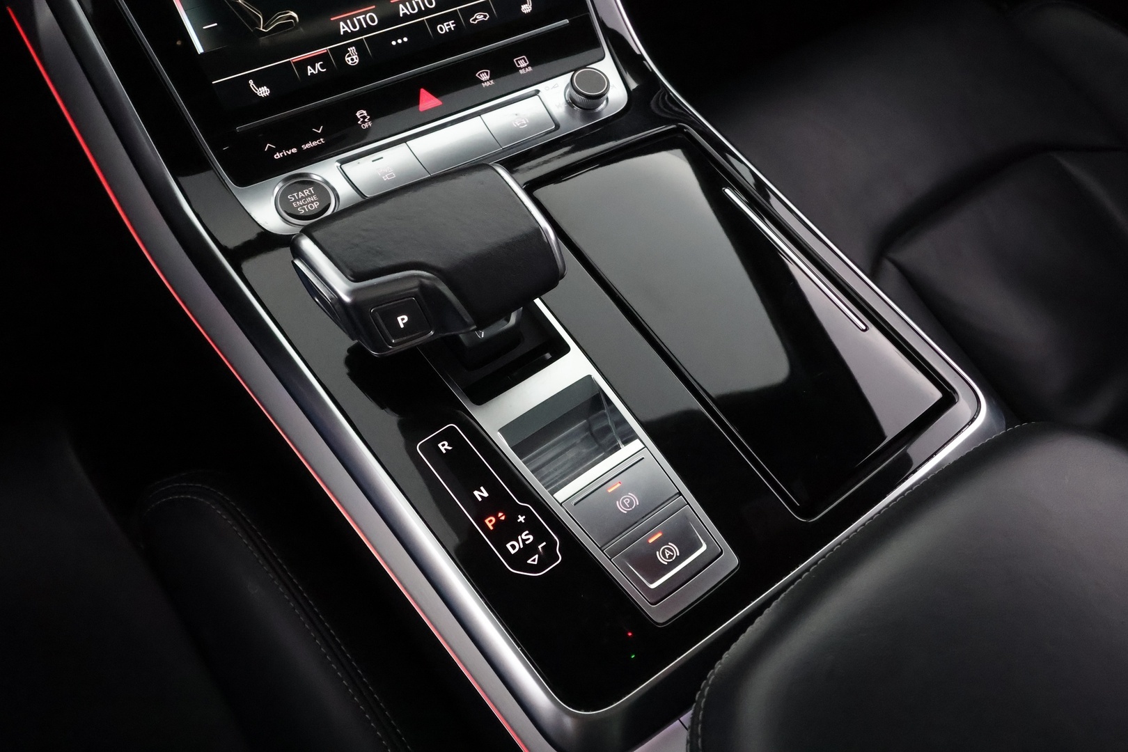 AUDI Q7 2021