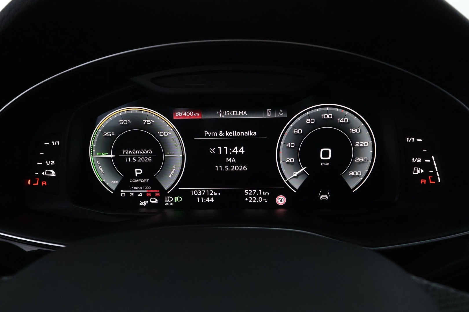 AUDI Q7 2021