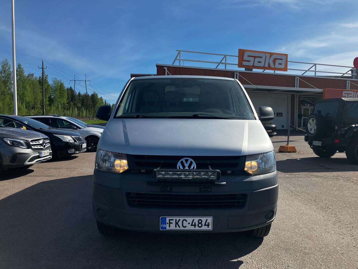 VOLKSWAGEN Transporter 2011