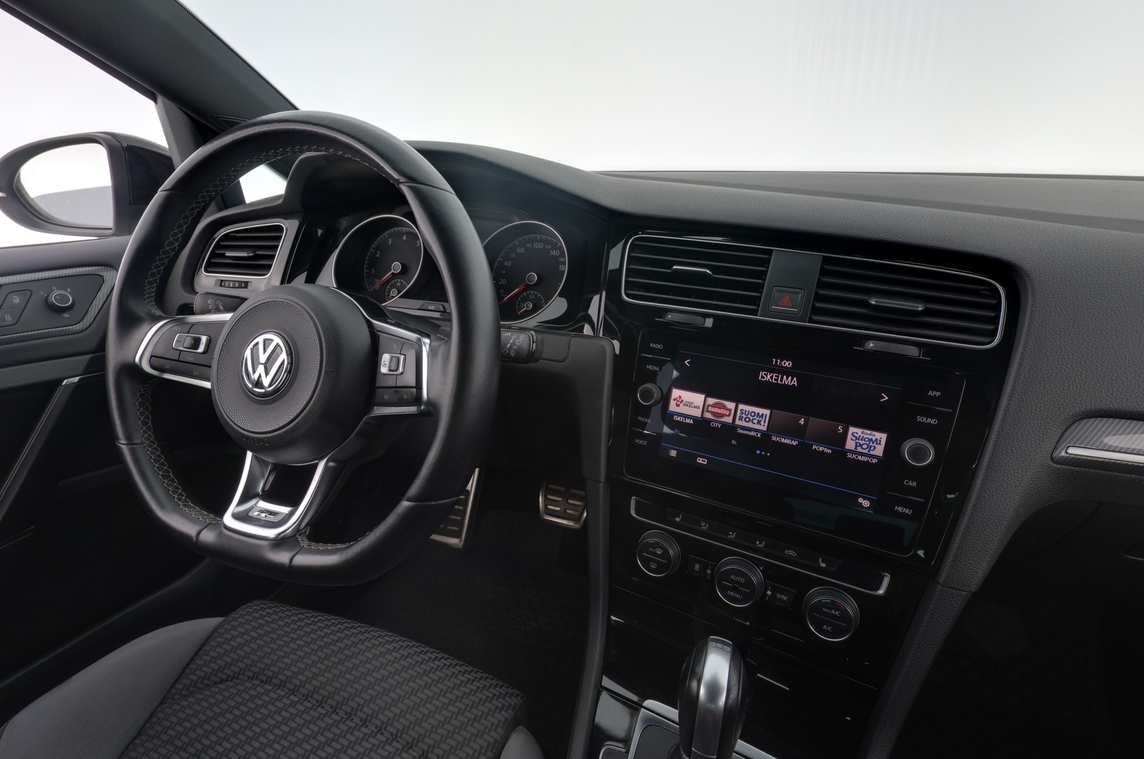 VOLKSWAGEN Golf 2018