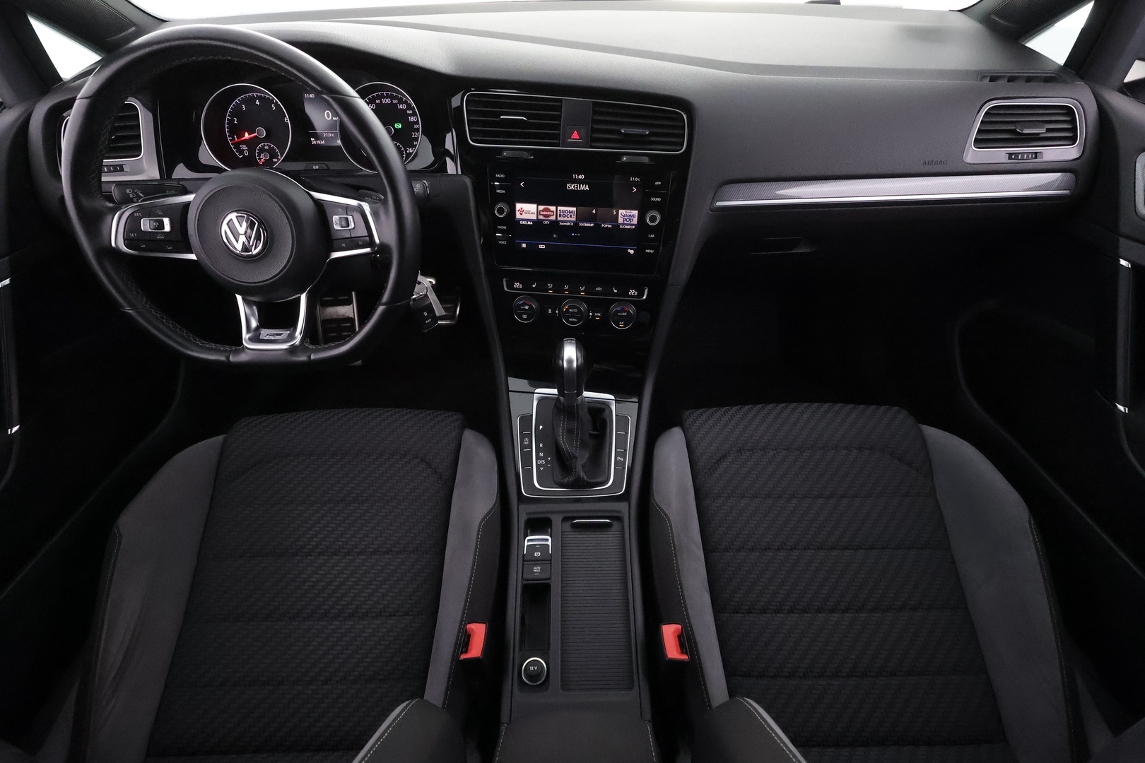 VOLKSWAGEN Golf 2018