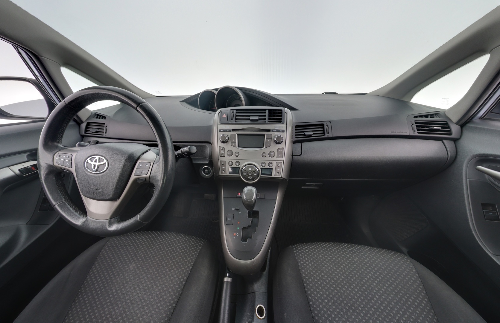 TOYOTA Verso 2010