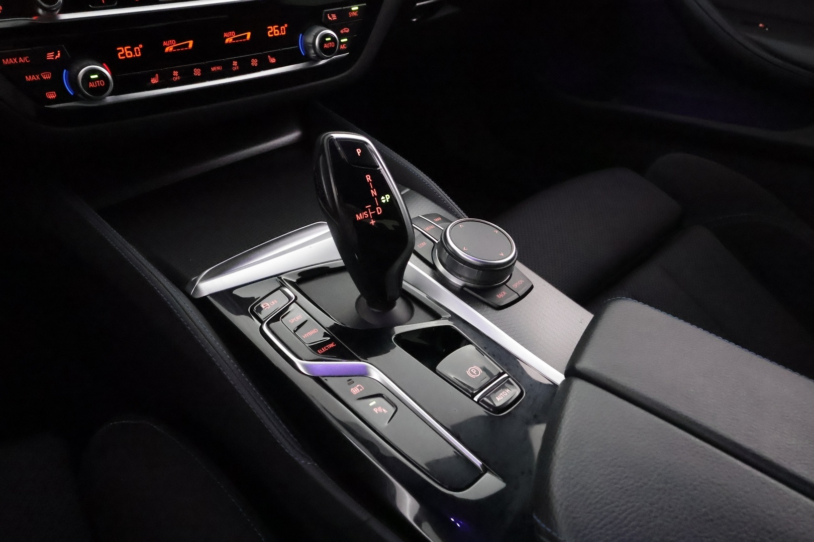 BMW 545 2021