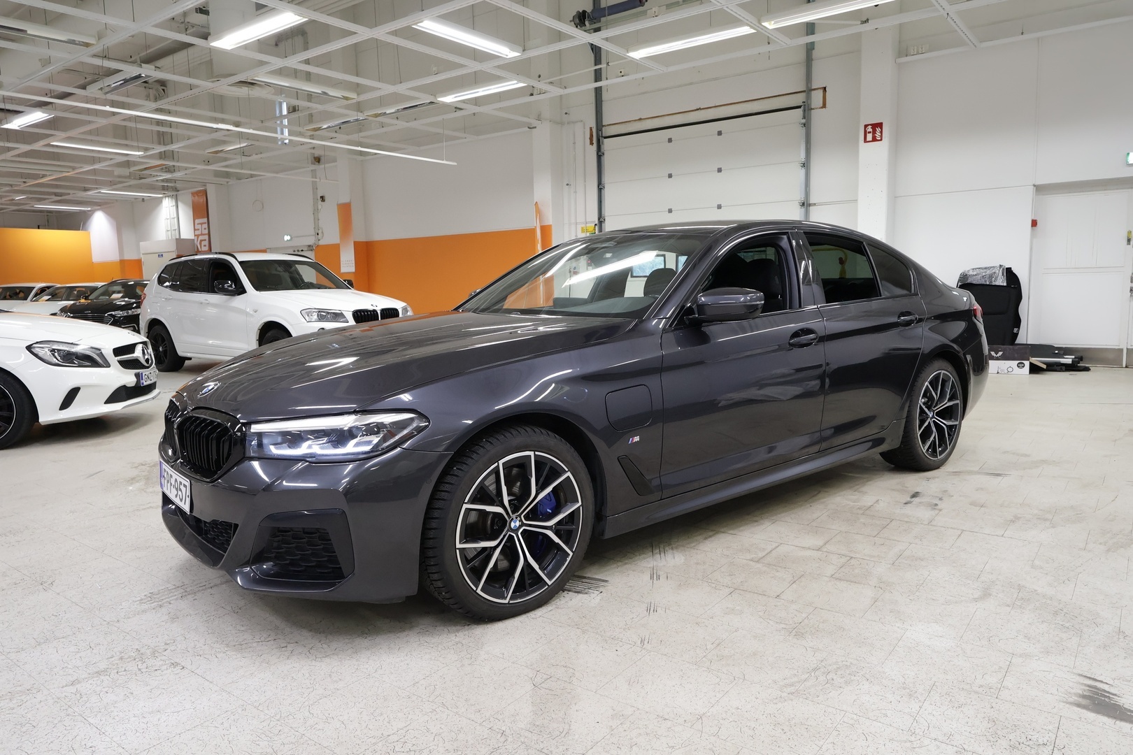BMW 545 2021