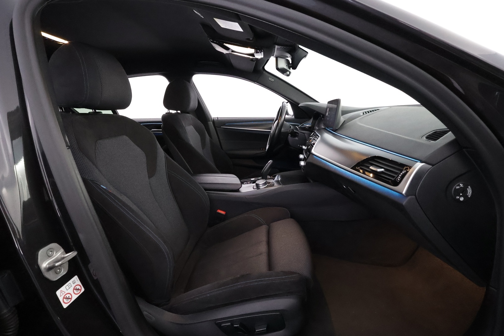 BMW 545 2021