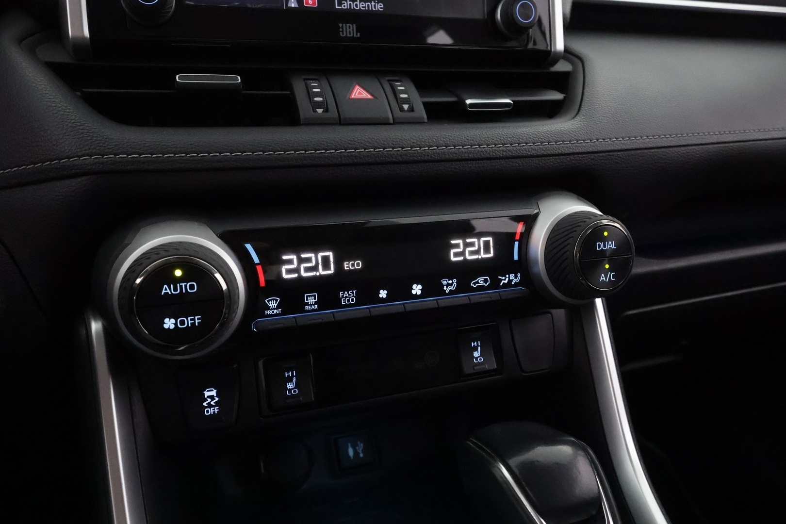 TOYOTA RAV4 2019