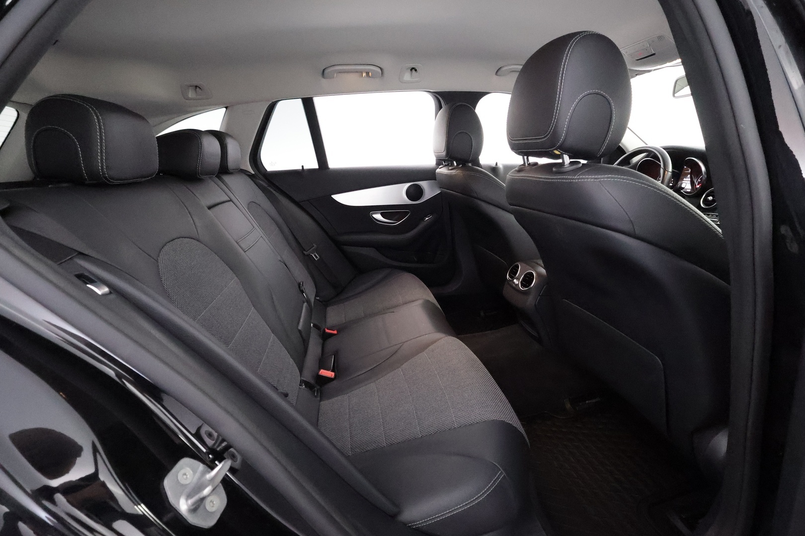 MERCEDES-BENZ C 2017