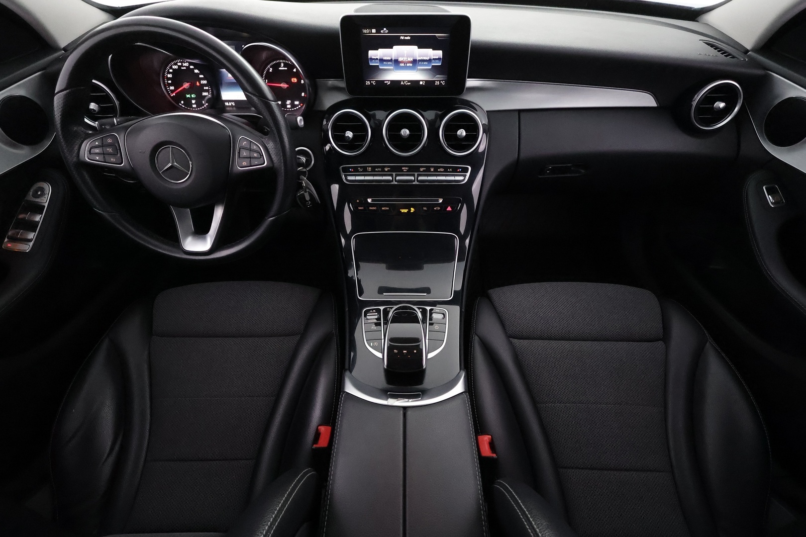 MERCEDES-BENZ C 2017