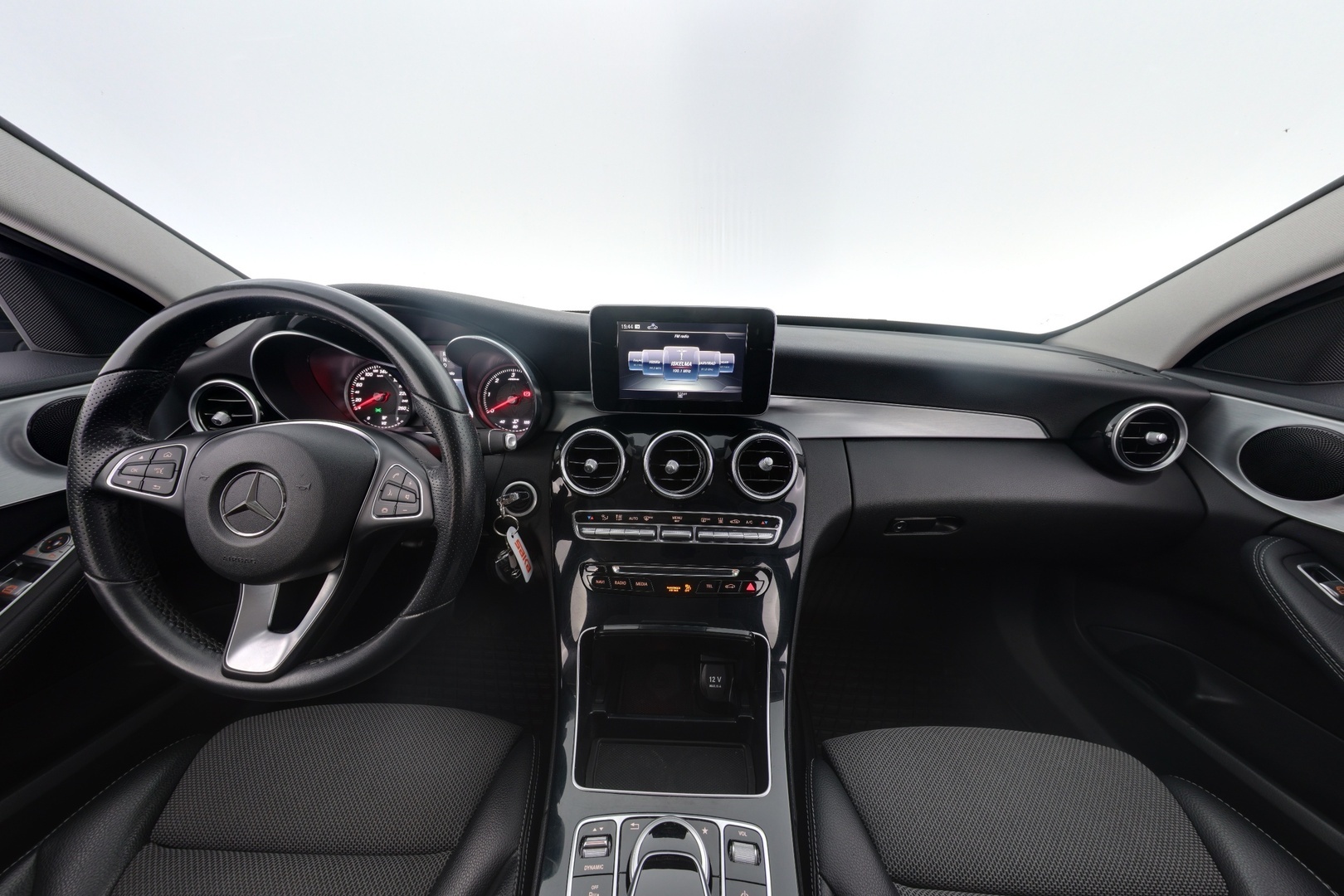 MERCEDES-BENZ C 2017