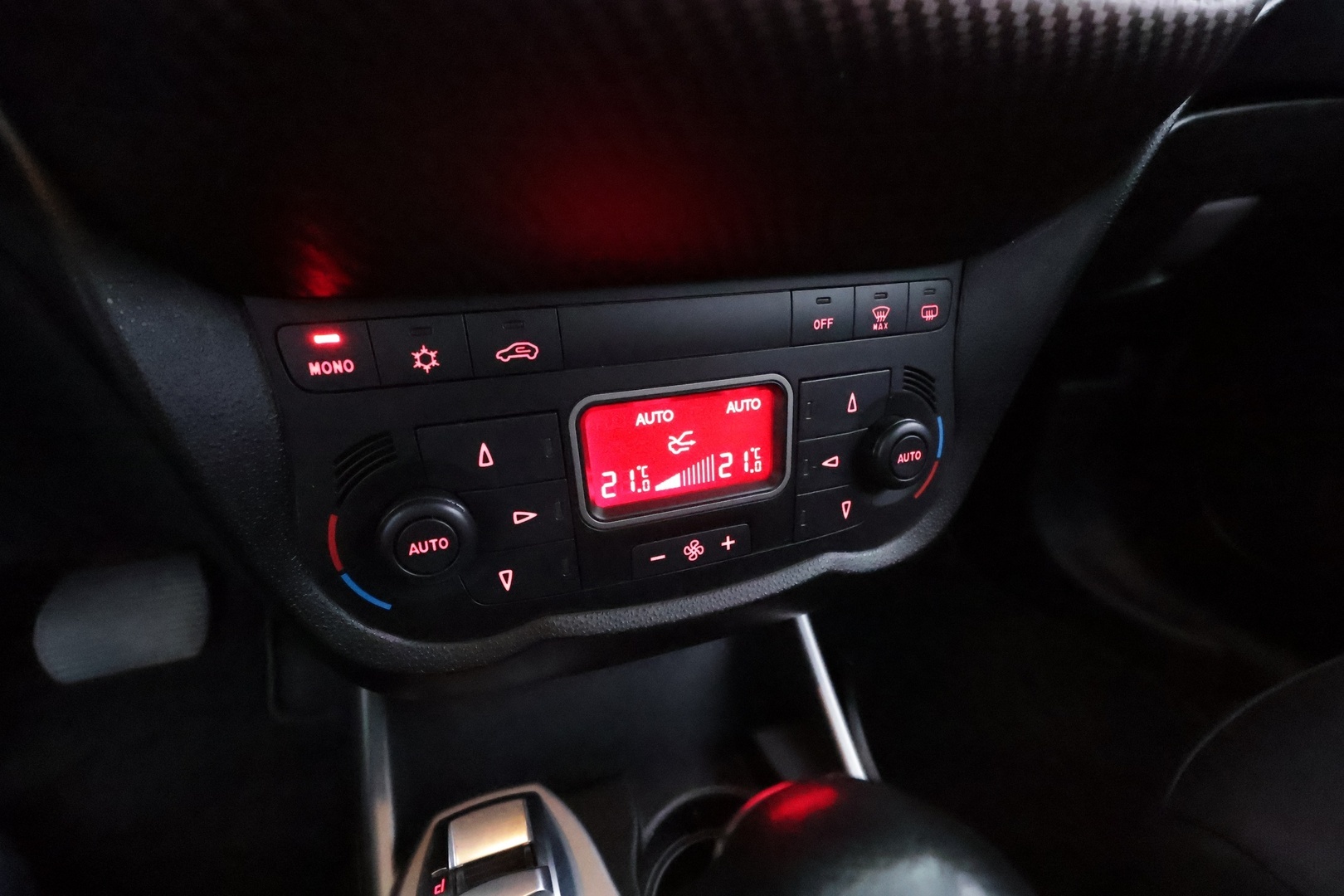 ALFA ROMEO Mito 2011