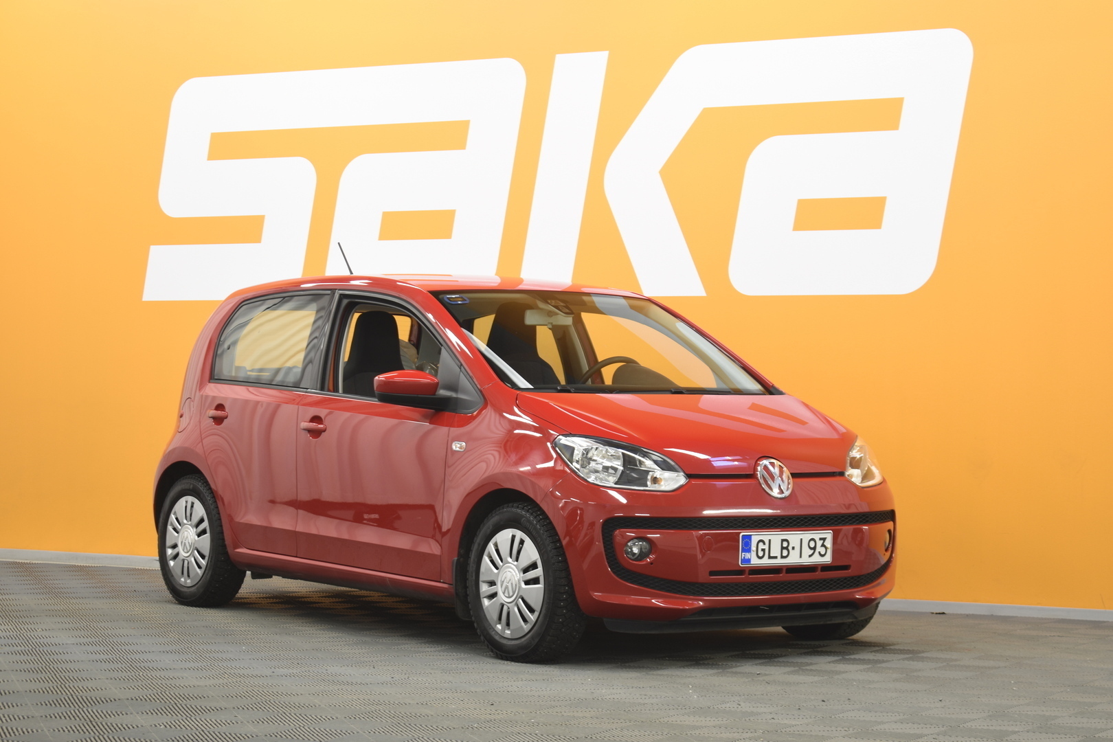 VOLKSWAGEN up! 2014
