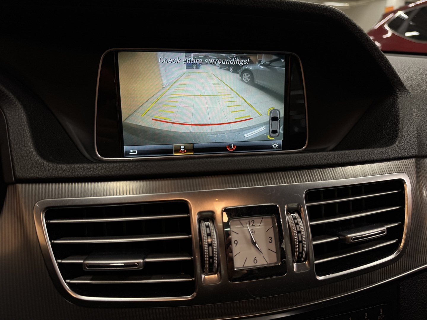 MERCEDES-BENZ E 2016