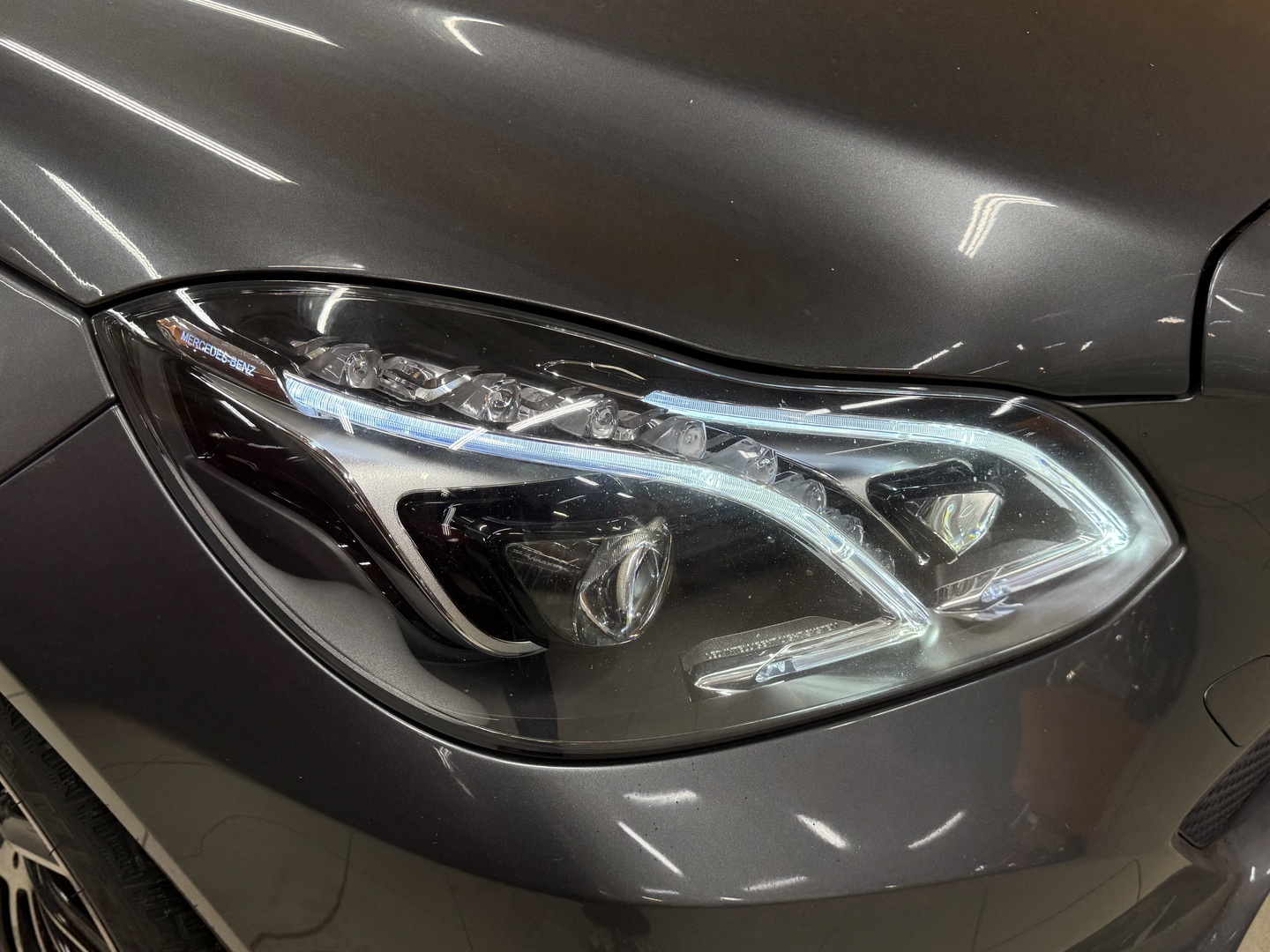 MERCEDES-BENZ E 2016