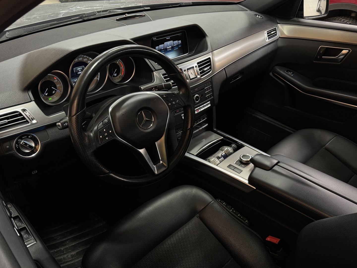 MERCEDES-BENZ E 2016