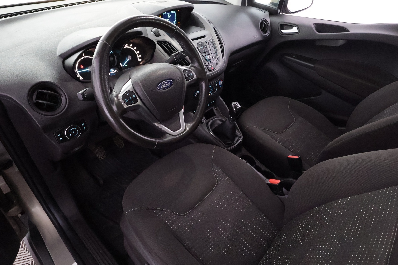 FORD Transit Courier 2017