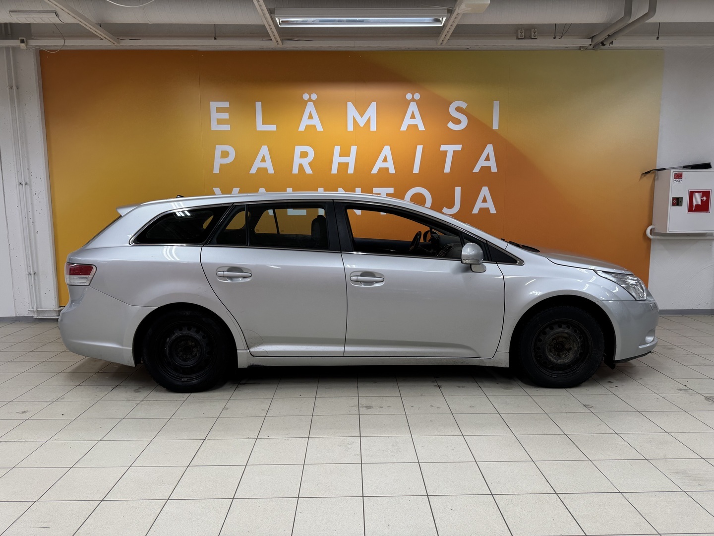 TOYOTA Avensis 2009